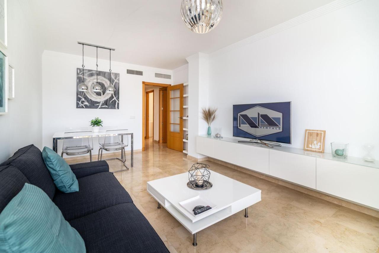 Vb Swan 2Bdr Apartment Бенальмадена Екстер'єр фото